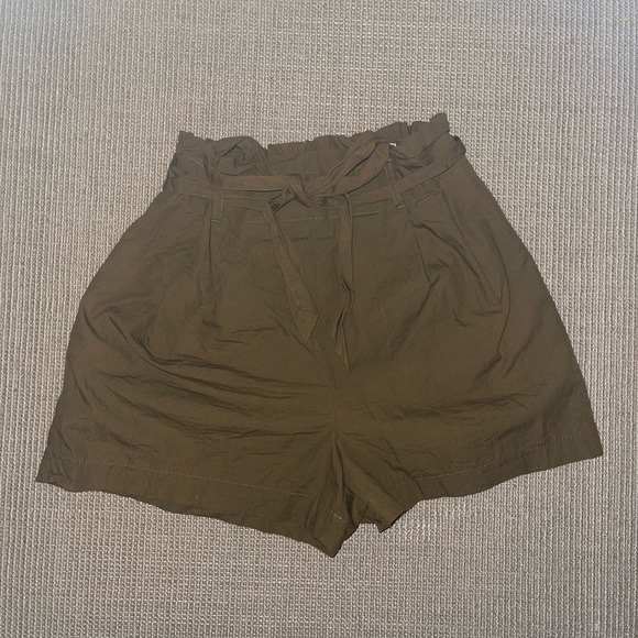 Zara Paper Bag Short - Picture 1 of 3